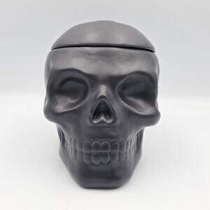 Matte Black Ceramic Skull Head Treat Jar Cookie Jar Seal Lid Celebrate!
